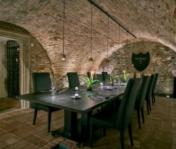 Nový Dom Pérignon sklípek v hotelu Mandarin Oriental, Prague