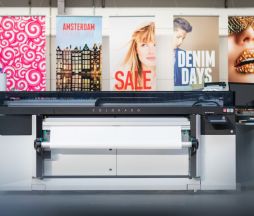 Canon na veletrhu Reklama Polygraf představí flatbed novinku