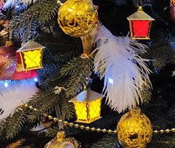 Vánoční lucerničky: Tradiční osvětlení stromečku